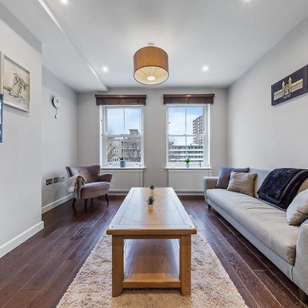 Majestic 4 At Reganway Rw4 Apartment Londra Exterior foto