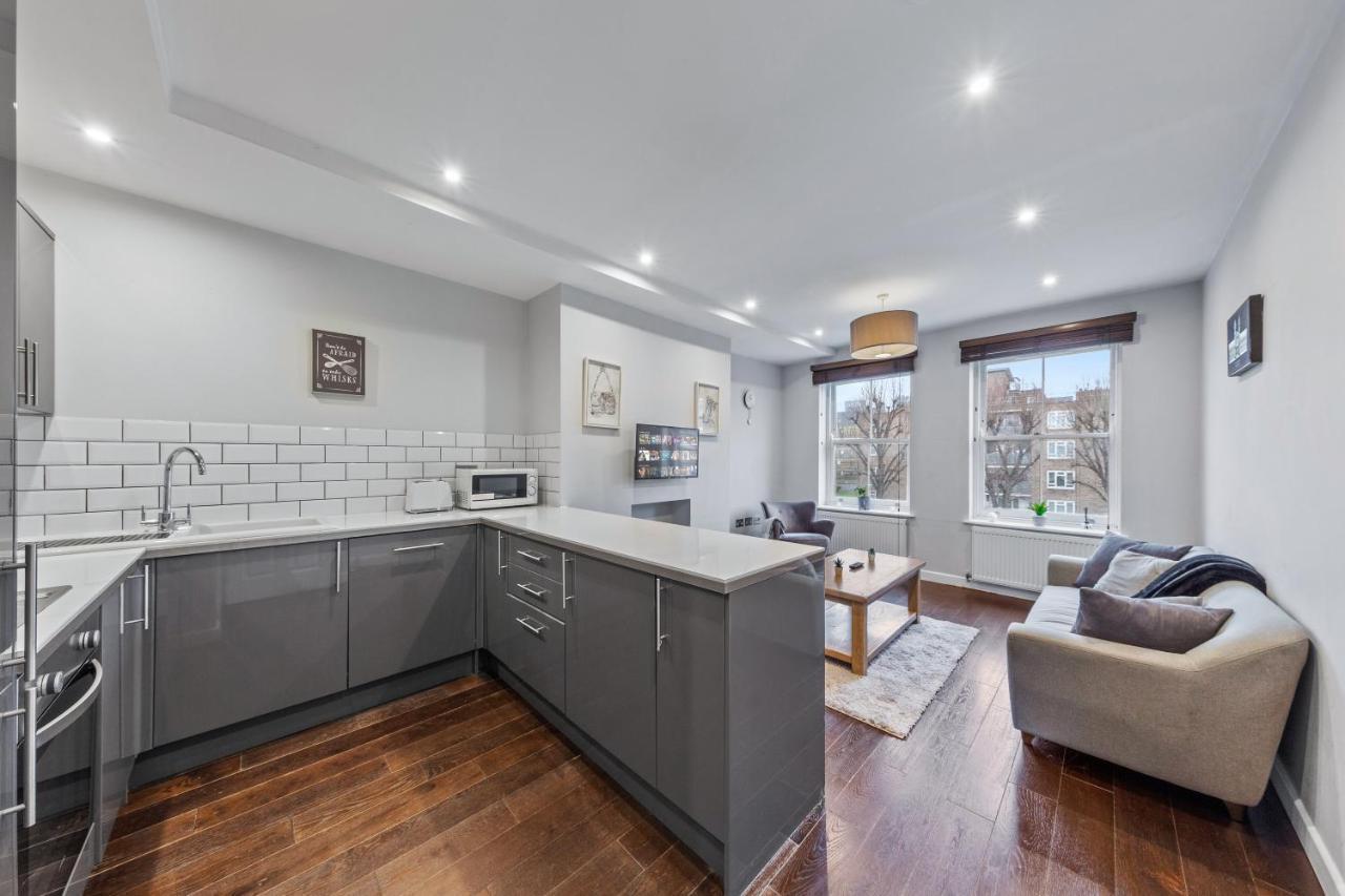 Majestic 4 At Reganway Rw4 Apartment Londra Exterior foto